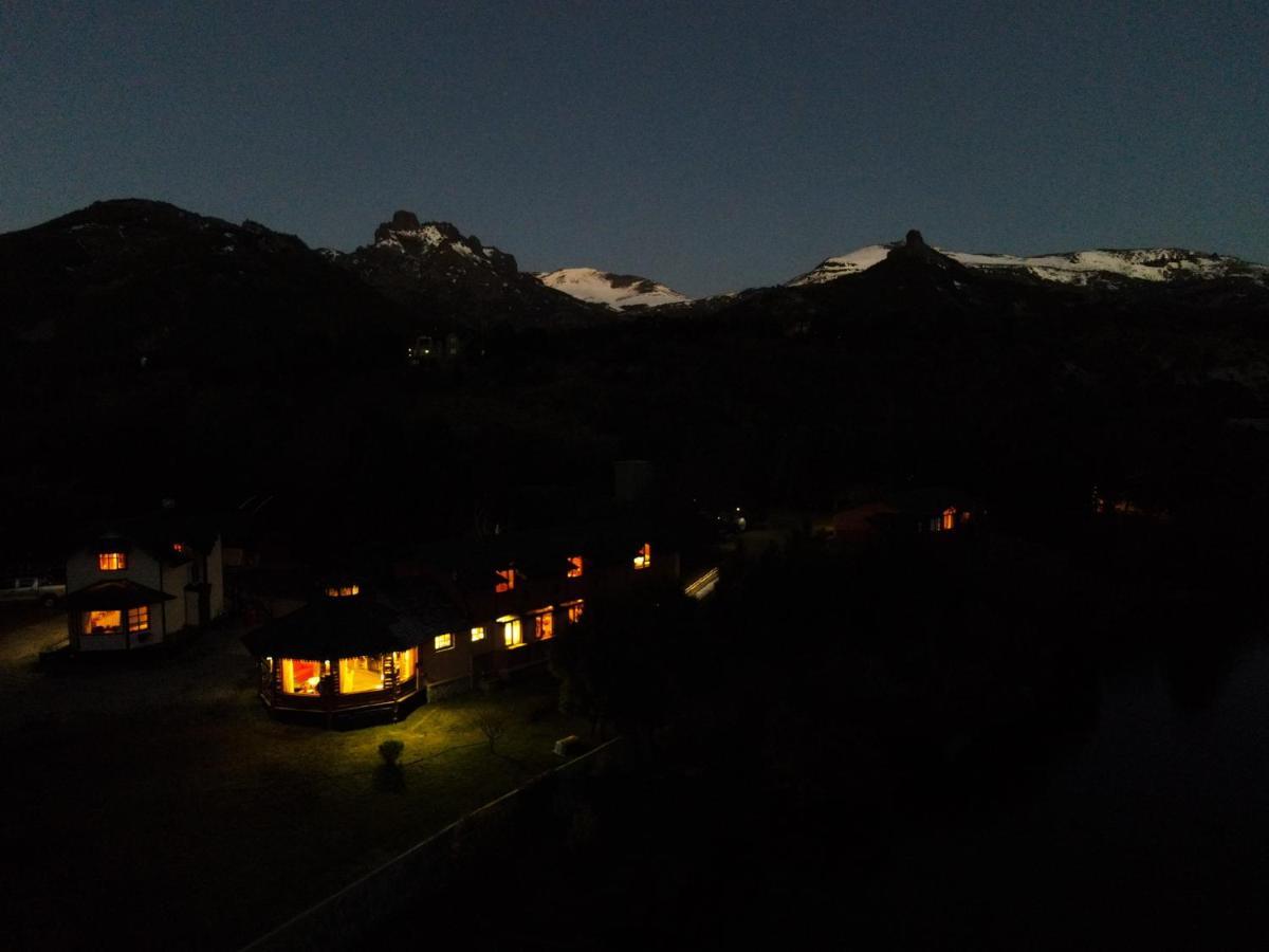 Rio Mel Lodge Villa Meliquina Exteriör bild