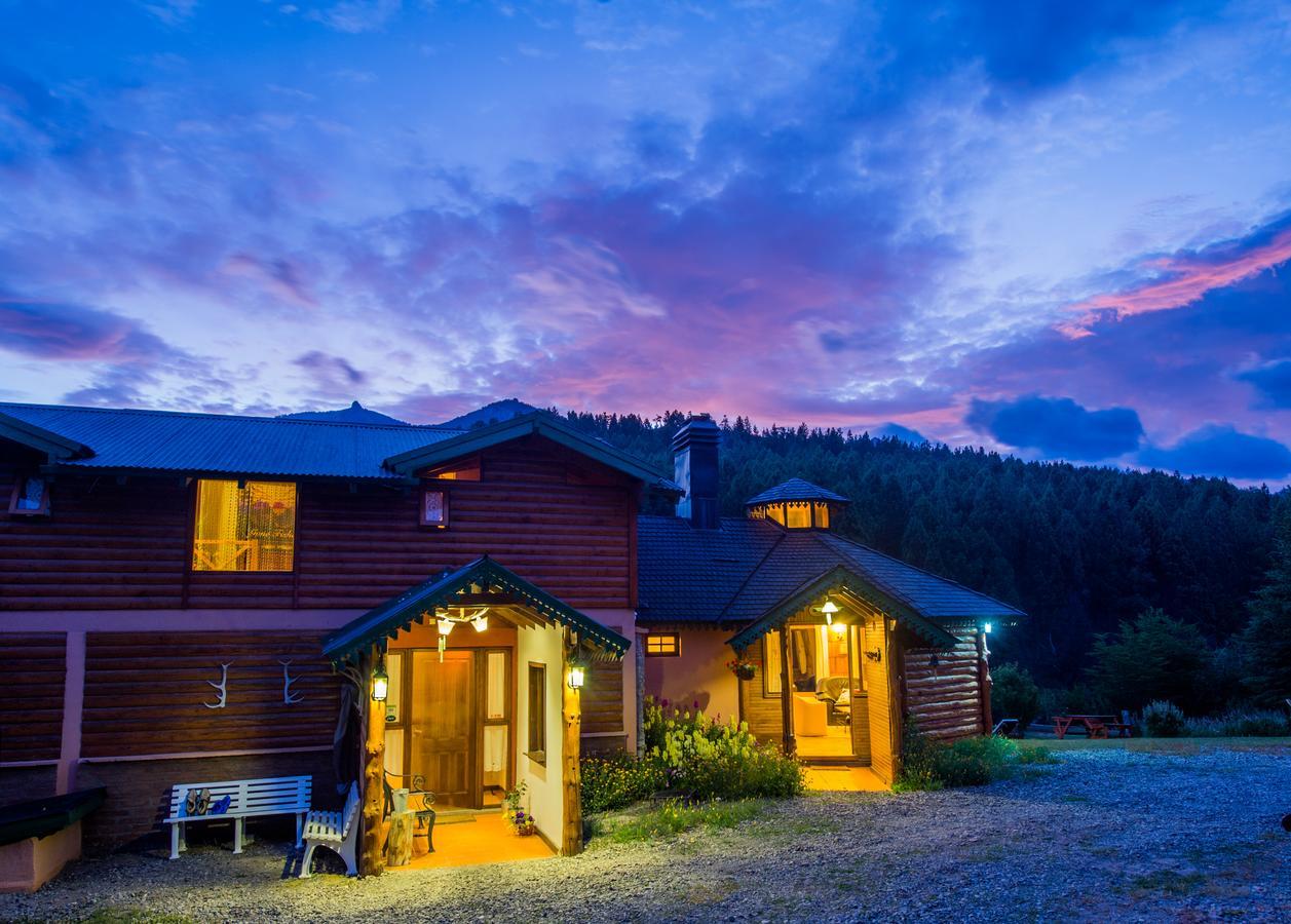 Rio Mel Lodge Villa Meliquina Exteriör bild